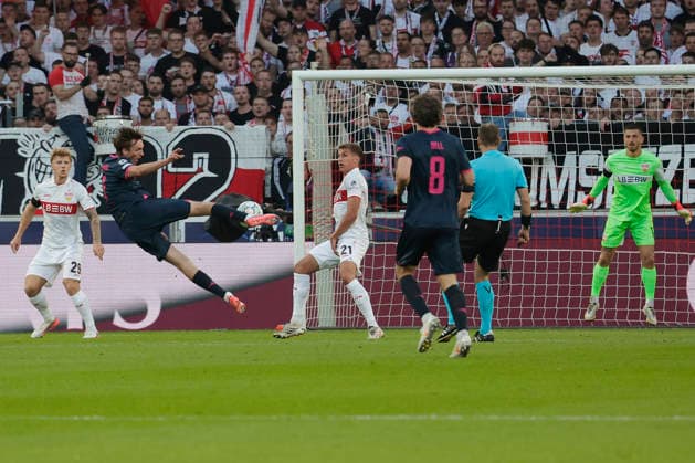 In the photo, from left: Finn Jeltsch (VfB Stuttgart, 29), Kristoffer Askildsen (Viking FK, 7) with the ball, attempting to shoot it into the goal; Grischa Proemel (VfB Stuttgart, 21); and goalkeeper Fabian Bredlow (VfB Stuttgart), September 9, 2026, VfB Stuttgart vs. Viking FK, UEFA Champions League, Matchday 1, Germany, Stuttgart, MHP Arena. DFL regulations prohibit any use of photographs as image sequences and or quasi-video. Copyright: HMBxMedia xJulienxBecker