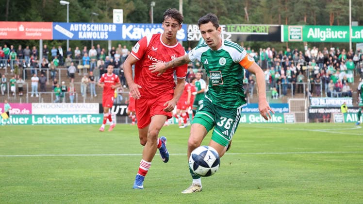 September 9, 2026, xrekx, Regional League Southwest soccer, FC Homburg 1 vs. FC Kaiserslautern II, Erik Müller (Mueller) 1, FC Kaiserslautern II, Phillipp Steinhart, FC 08 Homburg, tackle, action, battle for the ball, Homburg