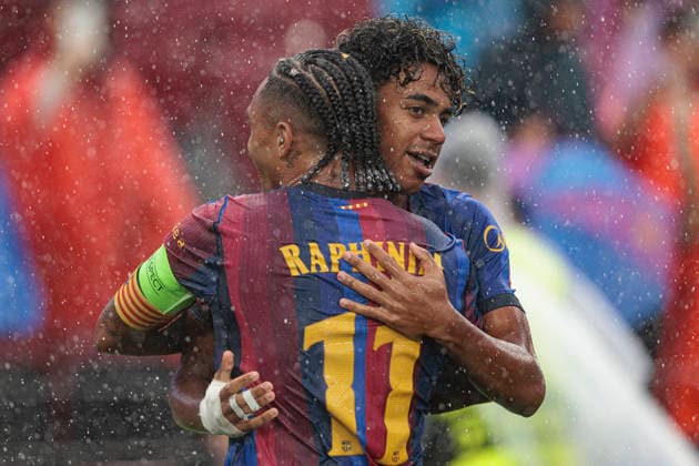 Lamine Yamal and Raphinha seen celebrating after scoring goal during UEFA Champions League 2026 2027 league phase game between teams of FC Barcelona, Barca and Feyenoord Rotterdam (Maciej Rogowski Ball Raw Images) Barcelona Camp Nou Spain Copyright: xMaciejxRogowskix maciejrogowski_fcbarcelona_feyenoord_2627-4