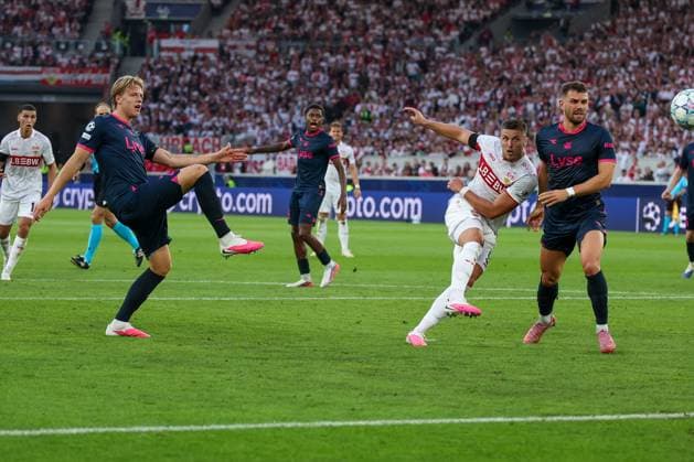 Ermedin Demirovic 9 (VfB Stuttgart) scores the 3-1 goal against Jesper Daland 27 (Viking Stavanger) and Kristoffer Haugen 28 (Viking Stavanger), VfB Stuttgart vs. Viking Stavanger, Soccer, Men, UEFA Champions League, 2026–2027 Season, Matchday 1, September 9, 2026, Stuttgart, Baden-Württemberg, Germany Copyright: xkolbert-press MartinxAgüerax