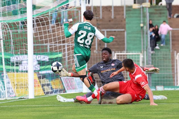 September 9, 2026, xrekx, Regional League Southwest soccer, FC Homburg 1 vs. FC Kaiserslautern II, Birkan Celik (FC 08 Homburg) and Enis Kamga (FC Kaiserslautern II) in a battle for the ball, Homburg