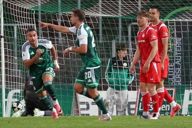 September 9, 2026, xrekx, Regional League Southwest Soccer, FC Homburg 1 vs. FC Kaiserslautern II – Goal celebration after Julian Günther Schmidt scored the 1-1 goal for FC 08 Homburg Homburg