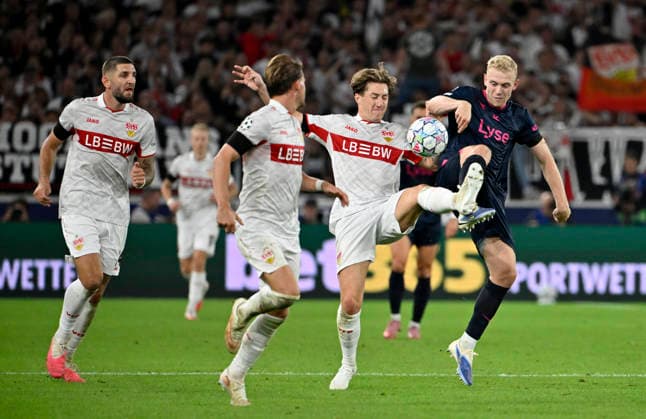 Tackle, Action: Henrik Bjordal (Viking FK Stavanger 16) vs. Angelo Stiller (VfB Stuttgart 06), Maximilian Mittelstaedt (VfB Stuttgart 07), Jeff Chabot (VfB Stuttgart 24) – Champions League: VfB Stuttgart vs. Viking FK Stavanger, September 9, 2026 DFL regulations prohibit any use of photographs as image sequences and or quasi-video. Champions League: VfB Stuttgart vs. Viking FK Stavanger