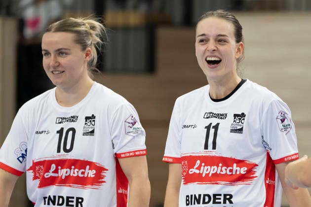 Alsco Women s Handball Bundesliga, 2026–2027 Season: SV Union Halle Neustadt vs. HSG Blomberg Lippe Halle, Germany, September 9, 2026. Pictured from left: Maxi Mühlner (Blomberg) and Isabelle Axmann (Blomberg), laughing, smiling, in good spirits, grinning, Halle Saale SWH Arena, Saxony-Anhalt, Germany
