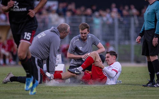 Soccer, 2026–2027 Season, Lower Rhine Cup, September 9, 2026, First Round, Men s Division, SV Biemenhorst (White) vs. Fortuna Düsseldorf (Black); Taric Boland (SV Biemenhorst), Bocholt, Stadion am Huenting, Germany 260909_fb_sv-biemenhorst_fortuna-duesseldorf_58633