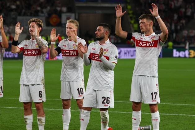 VfB Stuttgart celebrates with fans after the final whistle, featuring Angelo Stiller 6 (VfB Stuttgart), Chris Fuehrich 10 (VfB Stuttgart), Deniz Undav 26 (VfB Stuttgart), and Dzenan Pejcinovic 17 (VfB Stuttgart), VfB Stuttgart vs. Viking Stavanger, Soccer, Men, UEFA Champions League, 2026–2027 season, Matchday 1, September 9, 2026, Stuttgart, Baden-Württemberg, Germany Copyright: xkolbert-press MartinxAgüerax