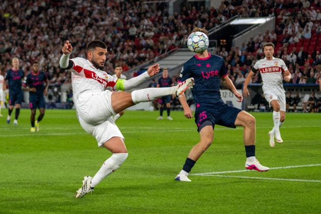 Deniz Undav (VfB Stuttgart), 26, attempts to pass the ball into the middle, VfB Stuttgart vs. Viking FK, Soccer, Champions League, Matchday 1, September 9, 2026, DFB regulations prohibit any use of photographs as image sequences and or quasi-video. Stuttgart, Baden-Württemberg, Germany Copyright: xkolbert-press PhilipxZieglerx