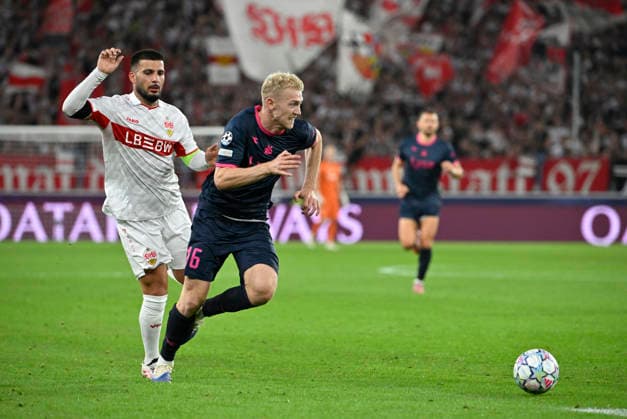 Tackle, Action: Henrik Bjordal (Viking FK Stavanger 16) vs. Deniz Undav (VfB Stuttgart 26), Champions League: VfB Stuttgart vs. Viking FK Stavanger, September 9, 2026. DFL regulations prohibit any use of photographs as image sequencesENCES AND OR QUASI-VIDEO. Champions League: VfB Stuttgart vs. Viking FK Stavanger