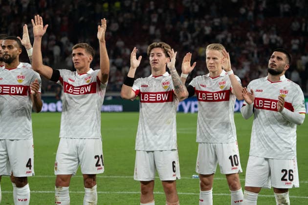 Josha Vagnoman, VfB Stuttgart, 04; Grischa Prömel, VfB Stuttgart, 21; Angelo Stiller, VfB Stuttgart, 06, Chris Führich VfB Stuttgart, 10, Deniz Undav VfB Stuttgart, 26 in front of the stands, GER, VfB Stuttgart vs. Viking FK Stavanger, soccer, UEFA Champions League, Matchday 1, 2026–2027 season, September 9, 2026, GER, VfB Stuttgart vs. Viking FK Stavanger, soccer, UEFA Champions League, Matchday 1, 2026–2027 season, September 9, 2026, Stuttgart Copyright: xEibner-Pressefoto EdwardxCheungx EP_ECG