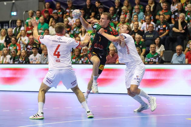 September 9, 2026, xgox, Handball EHF Champions League SC Magdeburg vs. Kolstad Handbold, Etle Eck Aga Kolstad, 4; Felix Claar Magdeburg, 7; Emre Christoffer Berge Kolstad, 3; Head-to-head, duel, battle, tackle Magdeburg