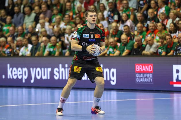 September 9, 2026, xgox, Handball EHF Champions League SC Magdeburg vs. Kolstad Handbold, Elvar Oern Jonsson, Magdeburg, No. 19 on the ball, plays the ball, Magdeburg