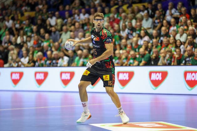 September 9, 2026, xgox, Handball EHF Champions League SC Magdeburg vs. Kolstad Handbold, Antonio Serradilla (Magdeburg), No. 15 on the ball, plays the ball (Magdeburg)