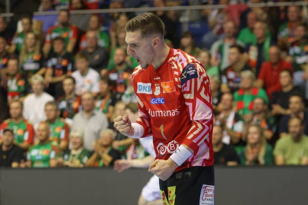 September 9, 2026, xtgx, Handball Champions League, SC Magdeburg vs. Kolstad Handbold Emspor, from left: Dominik Kuzmanovic (Magdeburg) celebrates after a save; the shot was blocked, saved; Magdeburg goalkeeper