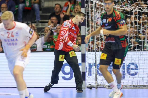 September 9, 2026, xtgx, Handball Champions League, SC Magdeburg vs. Kolstad Handbold Emspor, from left: Dominik Kuzmanovic (Magdeburg), celebrating a saved shot, blocked, saved, Magdeburg goalkeeper