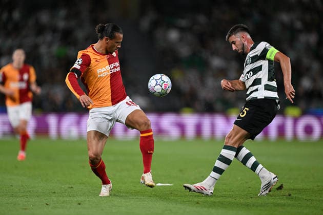 Sporting CP v Galatasaray - UEFA Champions League LISBON, PORTUGAL - SEPTEMBER 9: Leroy Sane (L) of Galatasaray in action against Goncalo Inacio (R) of Sporting CP during the UEFA Champions League match between Sporting CP and Galatasaray at Jose Alvalade Stadium in Lisbon, Portugal on September 9, 2026. Burak Akbulut Anadolu Lisbon Portugal. Editorial use only. Please get in touch for any other usage.  Copyright: x2026xAnadoluxBurakxAkbulutx