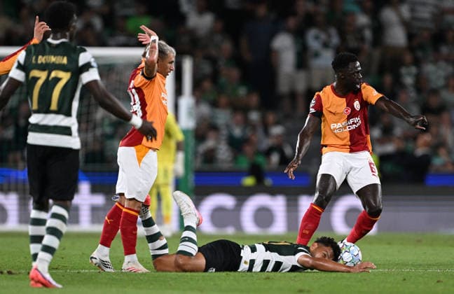 Sporting CP v Galatasaray - UEFA Champions League LISBON, PORTUGAL - SEPTEMBER 9: Davinson Sanchez of Galatasaray in action during the UEFA Champions League match between Sporting CP and Galatasaray at Jose Alvalade Stadium in Lisbon, Portugal on September 9, 2026. Burak Akbulut Anadolu Lisbon Portugal. Editorial use only. Please get in touch for any other usage.  Copyright: x2026xAnadoluxBurakxAkbulutx