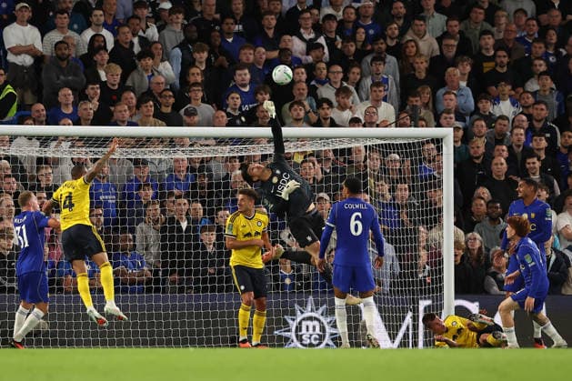 9th September 2026; Stamford Bridge, Chelsea, London, England: Carabao Cup Football, Chelsea versus Leeds United; goalkeeper Mike Penders of Chelsea tips an attempt at goal away for another corner KatiexChan