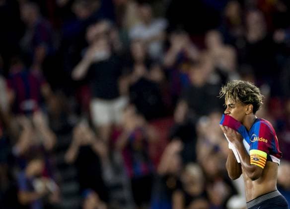 BARCELONA - Lamine Yamal of Barcelona during the UEFA Champions League match between FC Barcelona, Barca and Feyenoord at Camp Nou on September 9, 2026 in Barcelona, Spain. KOEN VAN WEEL ANP UEFA Champions League 2026 27 xVIxANPxSportx xxANPxIVx 567787346 originalFilename: 567787346.jpg