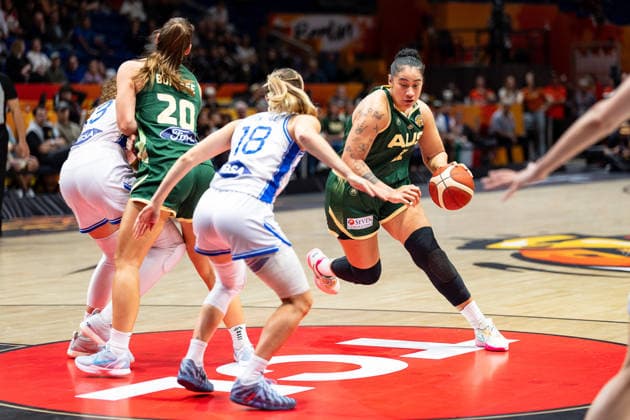 Zitina Aokuso (Australia), 22, dribbling; Mariella Santucci (Italy), 18; GER, Italy vs. Australia, basketball, 2026 FIBA Women’s World Cup, quarterfinal qualifier, September 9, 2026, GER, Italy vs. Australia, Basketball, 2026 FIBA Women’s World Cup, Qualification for the quarterfinals, September 9, 2026, Berlin Copyright: xEibner-Pressefoto MaxxVincenx EP_MVN