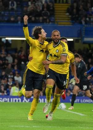 Brenden Aaronson of Leeds United celebrates scoring the second goal with Lukas Nmecha Chelsea v Leeds United, EFL Carabao Cup, Third Round, Football, Stamford Bridge, London, UK - 09 Sep 2026London Stamford Bridge United Kingdom EDITORIAL USE ONLY No use with unauthorised audio, video, data, fixture lists, club league logos or live services. Online in-match use limited to 120 images, no video emulation. No use in betting, games or single club league player publications. Copyright: xJedxLeicester Shutterstockx 17140216ab