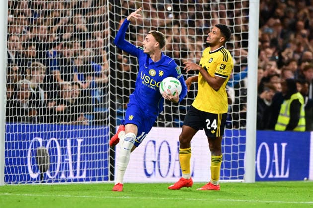 Chelsea v Leeds United, Carabao cup, League cup. GOAL Chelsea midfielder Cole Palmer (10) scores a penalty goal and celebrates 1-2 during the Carabao cup match between Chelsea and Leeds United at Stamford Bridge, London, UK on 9 September 2026. London Stamford Bridge Greater London UK Editorial use only DataCo restrictions apply See www.football-dataco.com , Copyright: xDennisxGoodwinx PSI-24841-0037