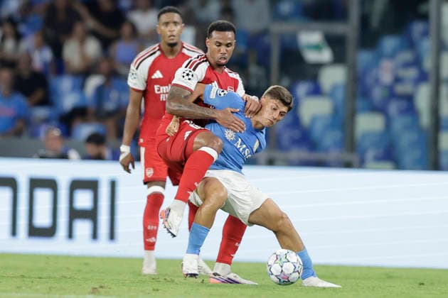 CL SSC Napoli cl SSC Napoli vs Arsenal Napoli s Italian midfielder Costantino Favasuli challenges for the ball with Arsenal s Brazilian defender Gabriel during Champions League football match SSC Napoli vs Arsenal at the Diego Armando Maradona stadium in Napoli September 09, 2026. _BPH2072 Copyright: xAntonioxBalascox