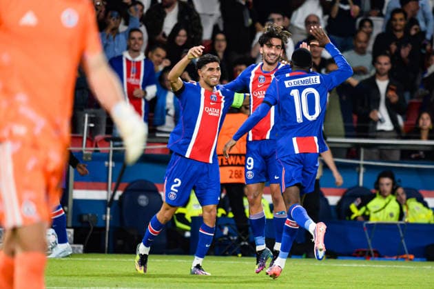 FOOTBALL : Paris Saint Germain vs Slovan Bratislava - Ligue des Champions - Phase de Ligue - JournÃ e 1 - 09 09 2026 Joie des joueurs du Paris SG aprÃ s le 2e but de Ferran Torres (Paris SG) ParisFrance  Copyright: xBaptistexAutissierx