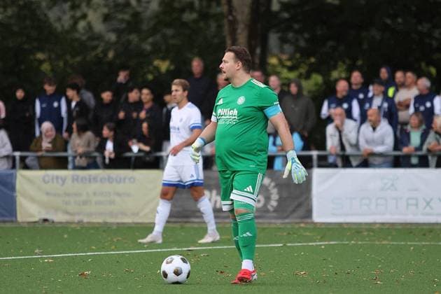 Westphalia Cup: SpVgg Horsthausen vs. Sportfreunde Siegen ** FOR EDITORIAL USE ONLY ** EDITORIAL USE ONLY ** p Soccer Westphalia Cup 2nd Round Wednesday, September 9, 2026 Location: Olymp Sportpark, Herne, Horsthausen SpVgg Horsthausen vs. Sportfreunde Siegen Pictured: Benjamin Carpentier, SpVgg Horsthausen, Germany, Herne Copyright StefanxRittershaus Copyright: StefanxRittershaus doc87j5hpq17oplmdtrkkw ,EDITORIAL USE ONLY Copyright: StefanxRittershaus