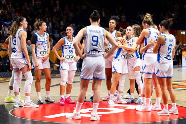 Italian Team Disappoints: Disappointment After Defeat; Lorela Cubaj (Italy), 13; Martina Fassina (Italy), 19; Vittoria Blasigh (Italy), 55; Cecilia Zandalasini (Italy), 09, Olbis Andre (Italy), 22, Mariella Santucci (Italy), 18, Francesca Pan (Italy), 11, Francesca Pasa (Italy), 06, GER, Italy vs. Australia, Basketball, 2026 FIBA Women’s World Cup, Qualification for the Quarterfinals, September 9, 2026 GER, Italy vs. Australia, Basketball, 2026 FIBA Women’s World Cup, Qualification for the Quarterfinals, September 9, 2026 Berlin Copyright: xEibner-Pressefoto MaxxVincenx EP_MVN