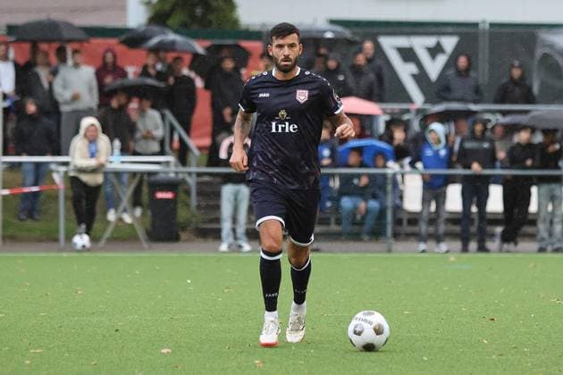Westphalia Cup: SpVgg Horsthausen vs. Sportfreunde Siegen ** FOR EDITORIAL USE ONLY ** EDITORIAL USE ONLY ** p Soccer Westphalia Cup 2nd Round Wednesday, September 9, 2026 Location: Olymp Sportpark, Herne, Horsthausen SpVgg Horsthausen vs. Sportfreunde Siegen Pictured: Dennis Brock, SF Siegen, Germany, Herne Copyright StefanxRittershaus Copyright: StefanxRittershaus doc87j5o5n2ttg1ess2fgkq ,EDITORIAL USE ONLY Copyright: StefanxRittershaus