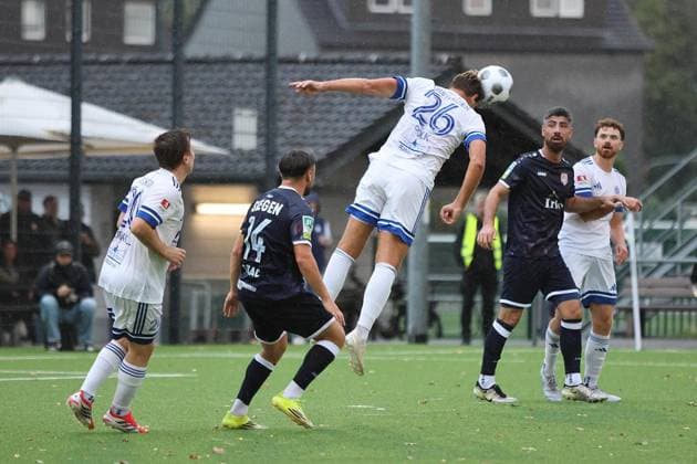 Westphalia Cup: SpVgg Horsthausen vs. Sportfreunde Siegen ** FOR EDITORIAL USE ONLY ** EDITORIAL USE ONLY ** p Soccer Westphalia Cup, 2nd Round, Wednesday, September 9, 2026, Location: Olymp Sportpark, Herne, Horsthausen, SpVgg Horsthausen vs. Sportfreunde Siegen. Pictured in the center: Patrick Polk of Horsthausen scoring with a header. Germany, Herne. Copyright StefanxRittershaus Copyright: StefanxRittershaus doc87j5o73t8tv1h307fq47 ,EDITORIAL USE ONLY Copyright: StefanxRittershaus