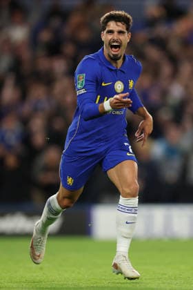 Chelsea v Leeds United, Carabao Cup Pedro Neto of Chelsea celebrates after scoring the third goal for his side during the Chelsea v Leeds United Carabao Cup 3rd Round match at Stamford Bridge, London, England on 9 September 2026 Credit: Tiego Grenho Every Second Media Editorial use only. All images are copyright Every Second Media Limited. No images may be reproduced without prior permission. All rights reserved. Premier League and Football League images are subject to licensing agreements with Football DataCo Limited. see https: www.football-dataco.com Copyright: xIMAGO EveryxSecondxMediax ESM-2145-0067 TiegoxGrenhox xEveryxSecondxMediax
