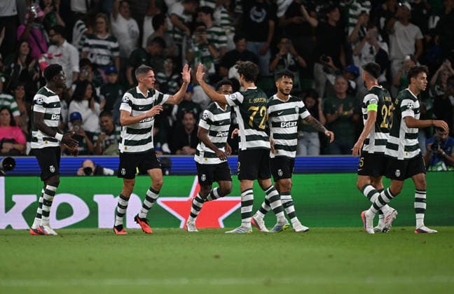 Sporting CP v Galatasaray - UEFA Champions League LISBON, PORTUGAL - SEPTEMBER 9: Geny Cipriano Catamo of Sporting CP celebrates with teammates after scoring a goal during the UEFA Champions League match between Sporting CP and Galatasaray at Jose Alvalade Stadium in Lisbon, Portugal on September 9, 2026. Burak Akbulut Anadolu Lisbon Portugal. Editorial use only. Please get in touch for any other usage.  Copyright: x2026xAnadoluxBurakxAkbulutx