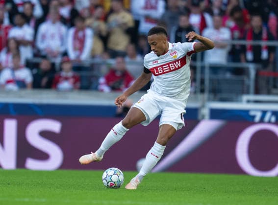 Jamie Leweling of VfB Stuttgart makes a pass during UEFA Champions League - Matchday 1 season 26 27 game between Stuttgart and Viking (Ruslan Taran Ball Raw Images) Stuttgart MHP Arena Germany Copyright: xRuslanxTaranx RUS_STUTT-VIKING-0083