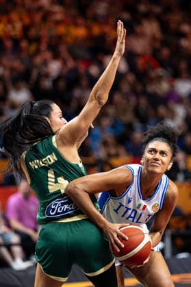 Jasmine Keys (Italy, No. 00) goes head-to-head with Alex Wilson (Australia, No. 04), GER, Italy vs. Australia, Basketball, 2026 FIBA Women’s World Cup, Quarterfinal Qualifier, September 9, 2026, GER, Italy vs. Australia, Basketball, 2026 FIBA Women’s World Cup, Qualification for the Quarterfinals, September 9, 2026, Berlin Copyright: xEibner-Pressefoto MaxxVincenx EP_MVN