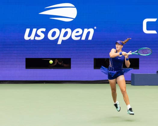 September 9, 2026: Mirra Andreeva in action against Coco Gauff (USA) during their Quarterfinal match at the US Open on September 9, 2026, held at the USTA Billie Jean King National Tennis Center in New York City. CSM Tennis 2026: US Open, September 9, 2026  - ZUMAc04_ 20260909_zma_c04_046 Copyright: xBerniexHaleyx