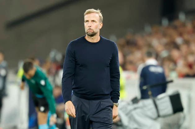 From left to right: Coach Sebastian Hoeneß of VfB Stuttgart, in action during the UEFA Champions League match between VfB Stuttgart and Viking FK at the MHP Arena in Stuttgart, Germany, on September 9, 2026, Stuttgart, Germany, on September 9, 2026 Copyright: HMBxMedia xHeikoxBecker