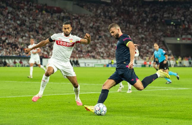 Zlatko Tripic of Viking FK takes a shot during UEFA Champions League - Matchday 1 season 26 27 game between Stuttgart and Viking (Ruslan Taran Ball Raw Images) Stuttgart MHP Arena Germany Copyright: xRuslanxTaranx RUS_STUTT-VIKING-0290