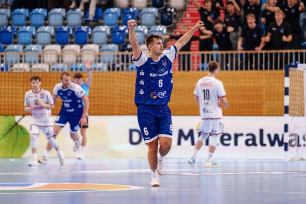 2 Handball Bundesliga 2, Matchday 1: VfL Potsdam 0, TV 05 Hüttenberg 7. Davide Bulzamini (No. 1, VfL Potsdam) celebrates after scoring a goal on September 9, 2026, at the MBS Arena in Potsdam, Brandenburg, Germany.