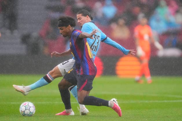 FC Barcelona, Barca v Feyenoord - UEFA Champions League 2026 27 League Phase MD1 Karim Adeyemi right winger of Barcelona and Germany and Anis Hadj Moussa right winger of Feyenoord and Algeria compete for the ball during the UEFA Champions League 2026 27 League Phase MD1 match between FC Barcelona and Feyenoord at Camp Nou on September 9, 2026 in Barcelona, Spain. Barcelona Spain  Copyright: xJosexBretonx originalFilename:bretonhernandez-fcbarcel260909_npKu8.jpg
