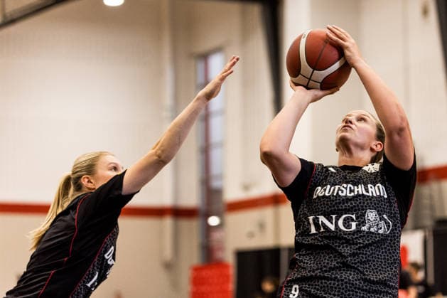 OTTAWA, CANADA - SEPTEMBER 09: Lena Knippelmeyer (Germany, 9) during warm up before the Ottawa IWBF Wheelchair Basketball World Championships match between Germany vs. Japan at Carleton University on matchday 1 of the Ottawa IWBF Wheelchair Basketball World Championships on September 09, 2026 in Ottawa, Canada. Canada Copyright: xSteffiexWunderlx