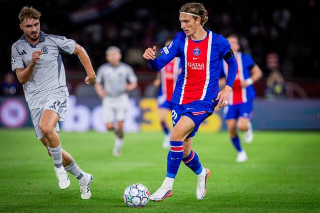 PARIS - SLOVAN BRATISLAVA Mika Godts of PSG and Peter Pokorny of Slovan during the matchday 1 of League phase round of UEFA Champions league football match between Paris Saint Germain and SK Slovan Bratislava at Parc des Princes. Paris, France, September 09, 2026. Copyright: xx 080A4796