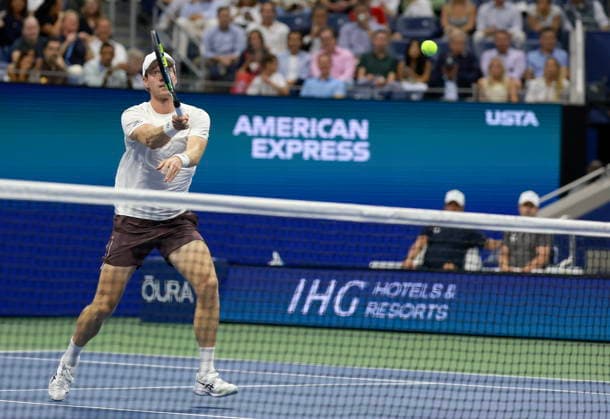 US Open tennis tournament - Day 11 Botic Van de Zandschulp of the Netherlands in action against Alexander Zverev of Germany during their Men s Singles Quarterfinals match of the US Open Tennis Championships at the USTA Billie Jean King National Tennis Center in Flushing Meadows, New York, USA, 09 September 2026. FLUSHING MEADOWS NEW YORK United States  Copyright: xCRISTOBALxHERRERA-ULASHKEVICHx