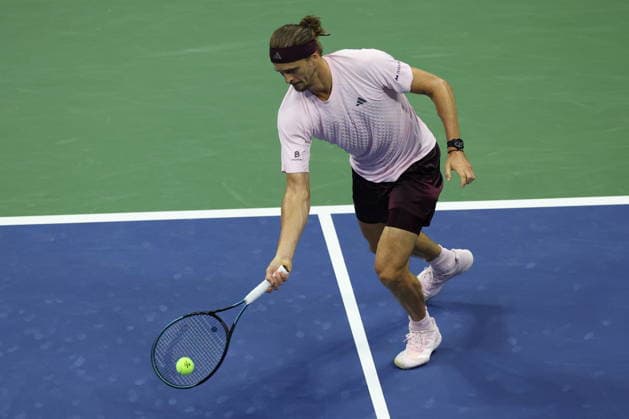 US Open tennis tournament - Day 10 Alexander Zverev of Germany in action against Botic van de Zandschulp of the Netherlands in their men s singles quarter-final match at the US Open Tennis Championships at the USTA Billie Jean King National Tennis Center in Flushing Meadows, New York, USA, 09 September 2026. The 2026 US Open runs from 23 August through 13 September. FLUSHING MEADOWS NEW YORK United States  Copyright: xBRIANxHIRSCHFELDx