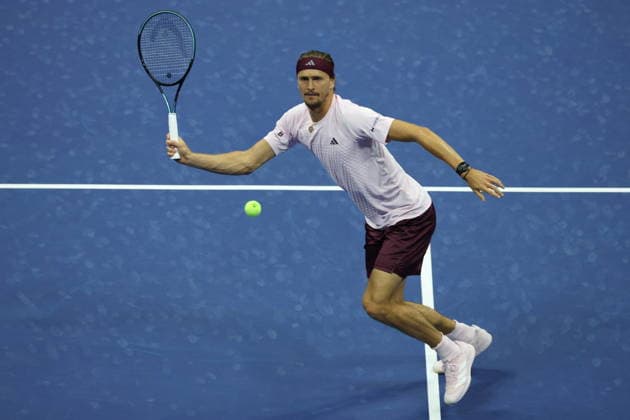 US Open tennis tournament - Day 10 Alexander Zverev of Germany in action against Botic van de Zandschulp of the Netherlands in their men s singles quarter-final match at the US Open Tennis Championships at the USTA Billie Jean King National Tennis Center in Flushing Meadows, New York, USA, 09 September 2026. The 2026 US Open runs from 23 August through 13 September. FLUSHING MEADOWS NEW YORK United States  Copyright: xBRIANxHIRSCHFELDx