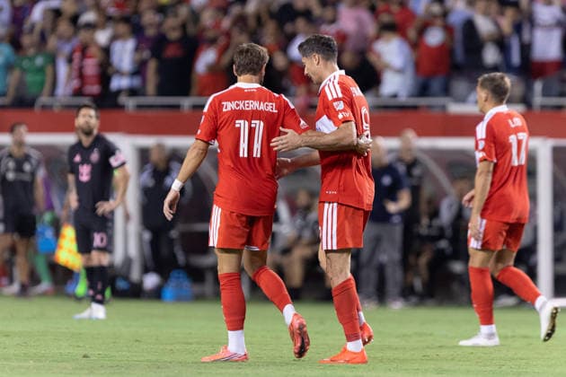 CHICAGO, USA - September 9: Philip Zinckernagel (11 Chicago Fire FC) and Robert Lewandowski (9 Chicago Fire FC) are seen during the Major League Soccer game between Chicago Fire FC and Inter Miami CF at Soldier Field on Wednesday September 9 in Chicago, USA Copyright: xShainaxBenhiyoun SPPx Sportspressphoto_SPR227528