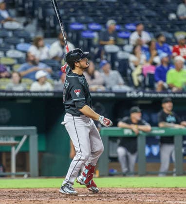 SEP 9, 2026: Arizona Diamondbacks third baseman Nolan Arenado (28) hits a home run in the 4th inning against the Kansas City Royals at Kauffman Stadium Kansas City, MO. CSM Kansas City United States - ZUMAc04_ 20260909_zma_c04_120 Copyright: xRomanxPunox