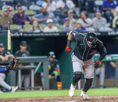 SEP 9, 2026: Arizona Diamondbacks infielder Ildemaro Vargas (6) draws a walk in the 3rd inning against the Kansas City Royals at Kauffman Stadium Kansas City, MO. CSM Kansas City United States - ZUMAc04_ 20260909_zma_c04_170 Copyright: xRomanxPunox
