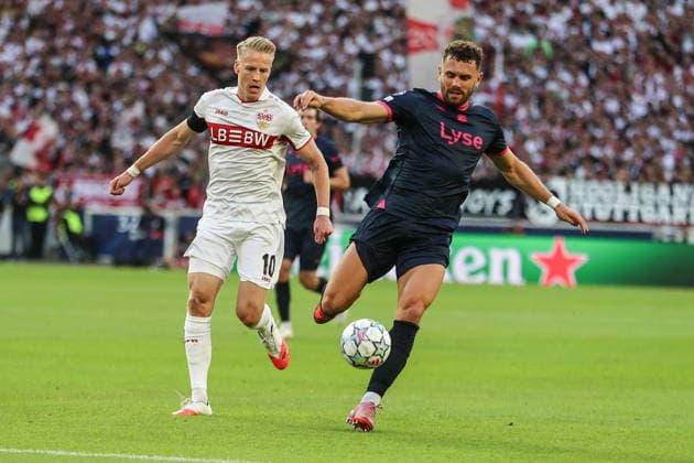 Stuttgart 09.09.2026. PIlka nozna UEFA Liga Mistrzow sezon 2026 2027 runda 1 mecz: VfB Stuttgart - Viking FK --- Football UEFA Champions League season 2026 2027 round 1 match: VfB Stuttgart - Viking FK nz Chris Führich, Zlatko Tripic Fot. Kacper Staniec NEWSPIX.PL --- newspix.pl POLAND OUT! 