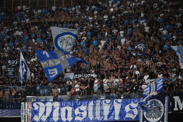 SSC Napoli v Arsenal FC - UEFA Champions League 2026 27 League Phase MD1 Supporters of S.S.C. Napoli watch the UEFA Champions League phase day 1 football match between S.S.C. Napoli and Arsenal F.C. at the Diego Armando Maradona Stadium in Naples, Italy, on September 9, 2026. Naples Italy United Kingdom  Copyright: xDomenicoxCippitellix originalFilename:cippitelli-sscnapol260909_npKq3.jpg
